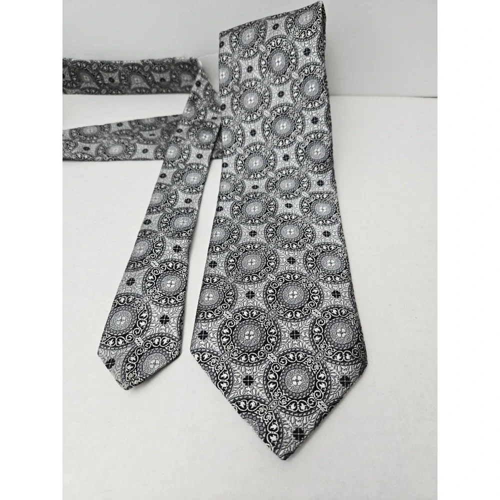 IKE Behar‎ Men's Tie New York black silver pattern %100 silk